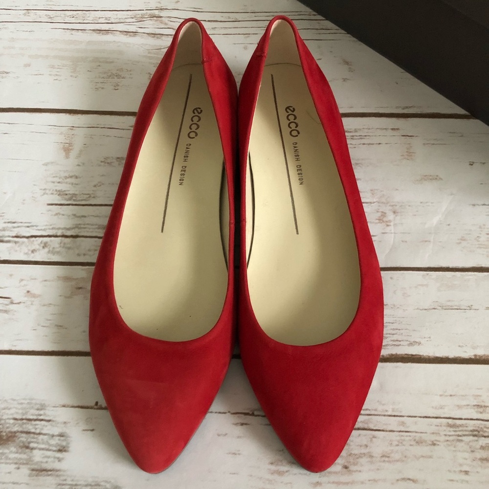 NIB Ecco pointy ballerina flat - Picture 2 of 8